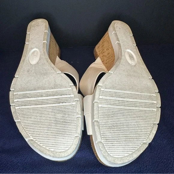 Anne Klein White Wedge Sandals - Picture 5 of 7